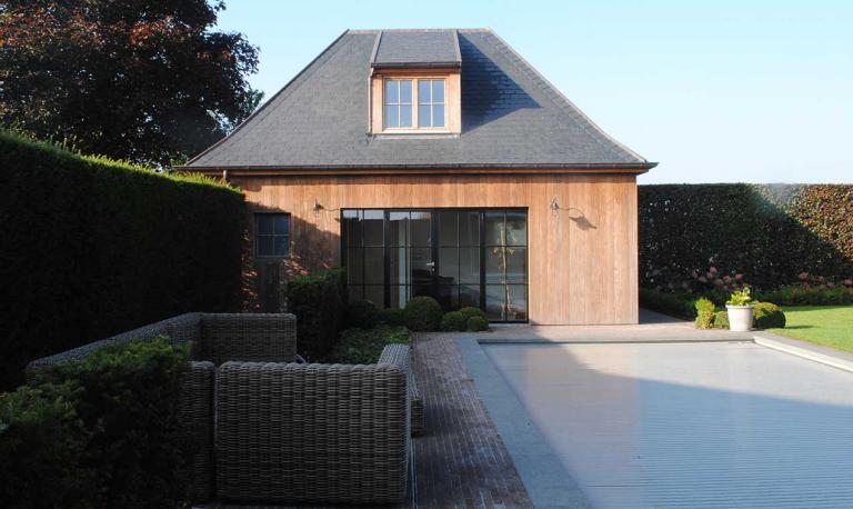 Verbouwing garage naar poolhouse Desselgem